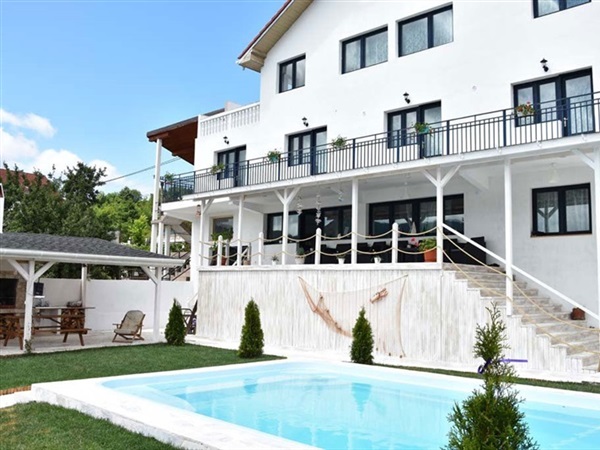 Pensiunea SPA Clisura Dunării